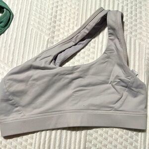 One shoulder sports bra